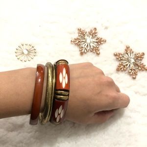 Retro style Fashion bangles